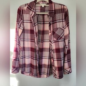 Plaid button down - buttery soft! Size small